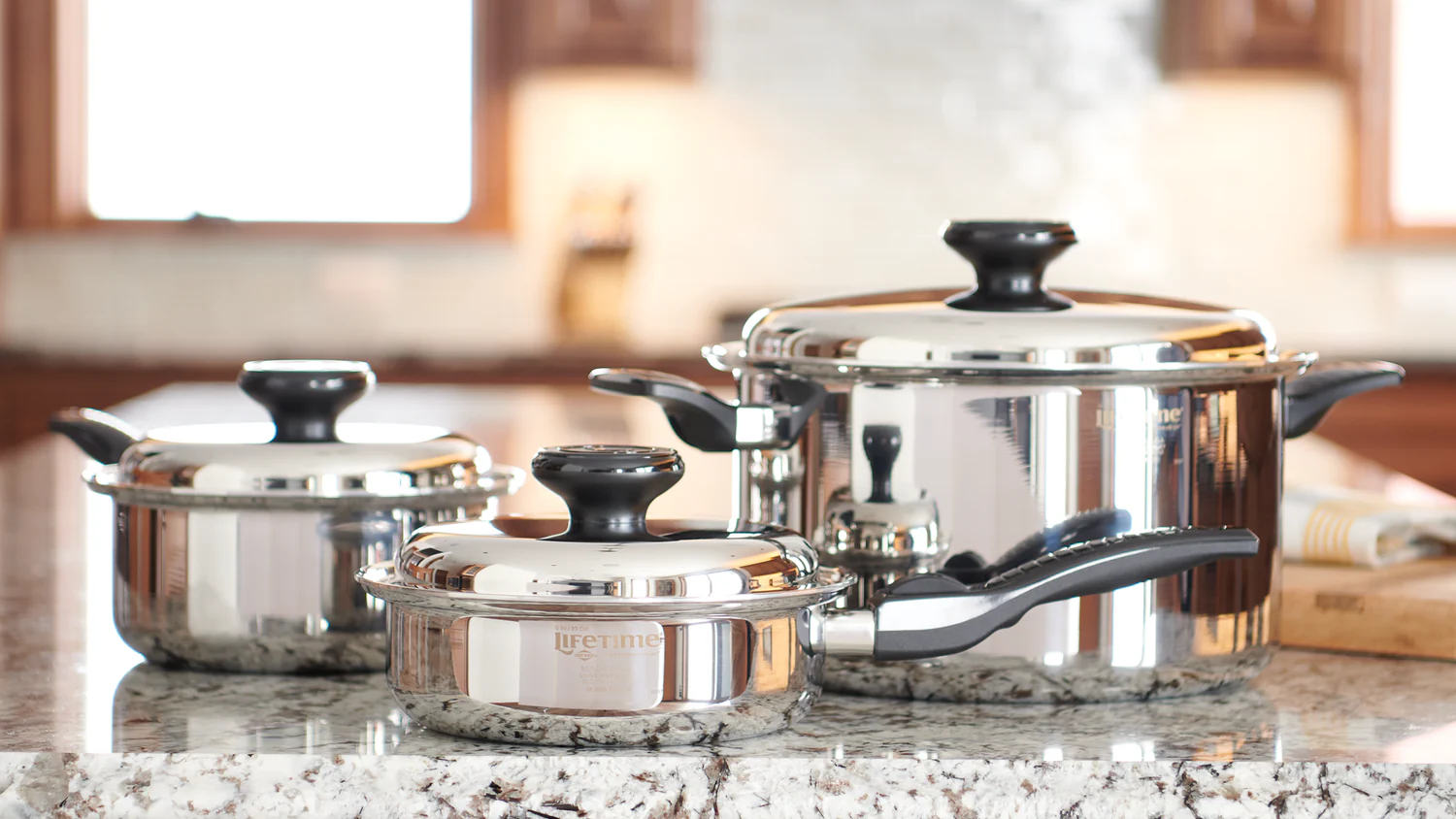 Greaseless Cookware