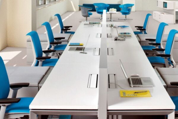 Office Workstation Design Trends for 2025